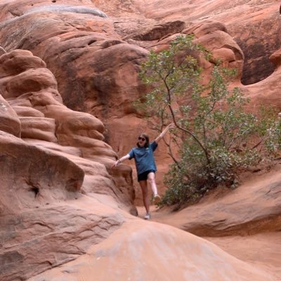 Profile Picture of Katelyn (@katelynjones28) on Twitter