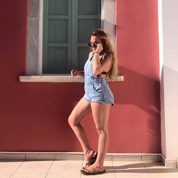 Profile Picture of Lisa Broccolo (@lisa_broccolo) on Poshmark