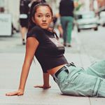 Profile Picture of Lily Chee (@lilychee_fanpage25) on Instagram