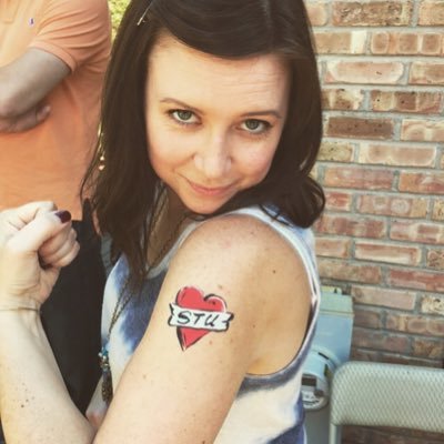 Profile Picture of Colleen Barrett (@cmbarrett829) on Twitter