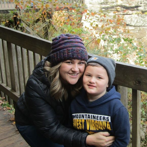 Profile Picture of Hannah Tranum (@hlt_92) on Poshmark