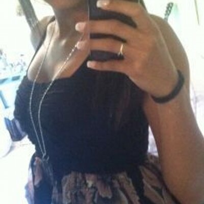 Profile Picture of Priscilla Barton (@priscillabass40) on Twitter