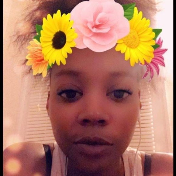 Chanyka Chanyka - Poshmark Profile Picture of Chanyka Chanyka (@chanyka27) on Poshmark