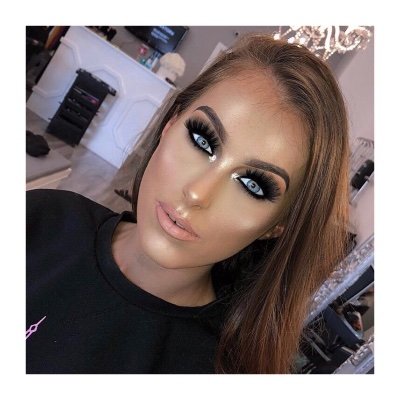 Profile Picture of Hayley Whittaker (@hayleywhittake1) on Twitter