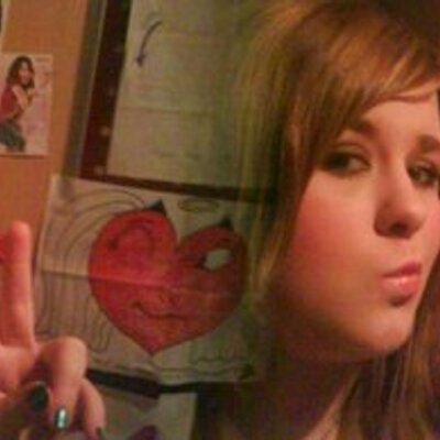 Profile Picture of Julia Schumacher (@JuleSchatzRocks) on Twitter