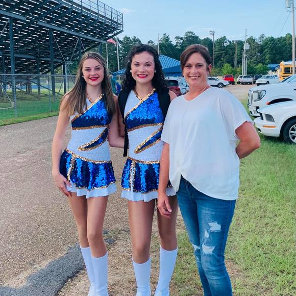 Profile Picture of Kim Spangler (@kspanglerd) on Poshmark