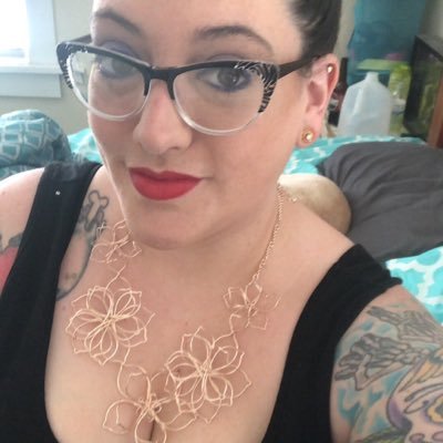 Heidi Hackler Lee - Twitter Profile Picture of Heidi Hackler Lee (@HeidiLe16317922) on Twitter