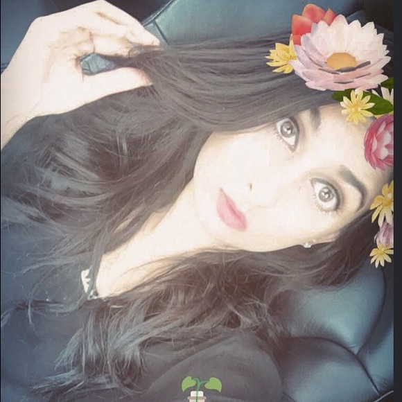 Profile Picture of Fatima Mubashir (@fatimamubashi) on Poshmark