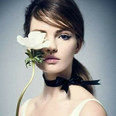Profile Picture of Julia Jolly (@JuliaJolly6) on Twitter