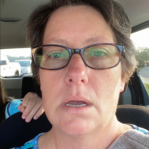 Profile Picture of Phyllis Hughes (@1haley2chloe) on Poshmark