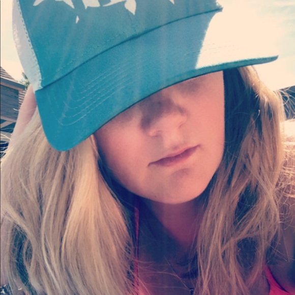 Profile Picture of Stephanie Bonafini (@sbonafini) on Poshmark