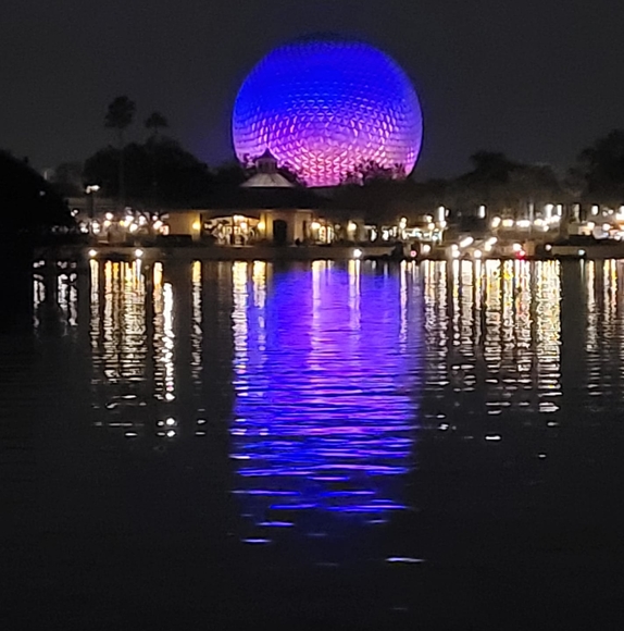 Profile Picture of Dawn Bradstreet (@dawnbnc) on Poshmark