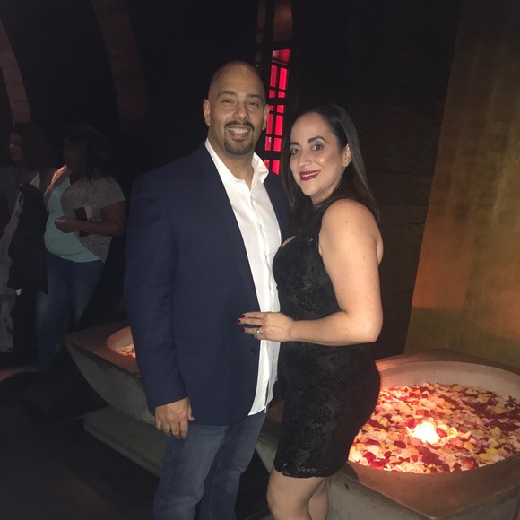 Profile Picture of Robert Cuevas (@rcuevas3) on Poshmark