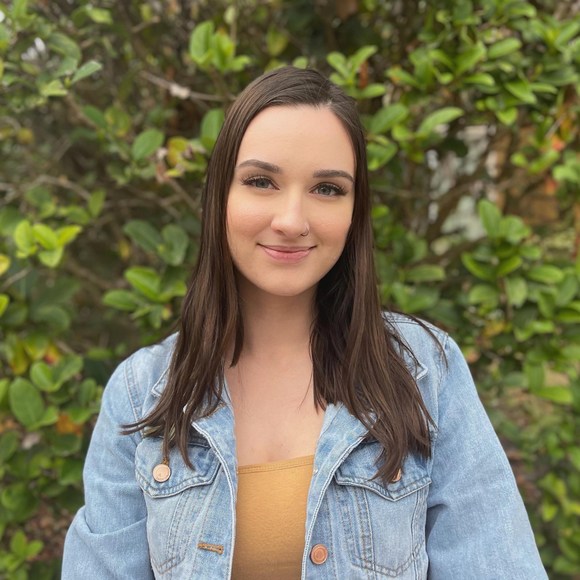 Profile Picture of Asriel Anderson (@asrielanderson) on Poshmark