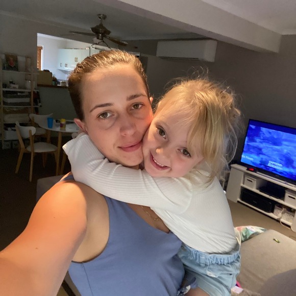 Tamika Dellow - Poshmark Profile Picture of Tamika Dellow (@tamikadellow) on Poshmark