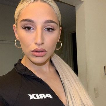 Profile Picture of Andre Lyn (@AndreLy04085660) on Twitter