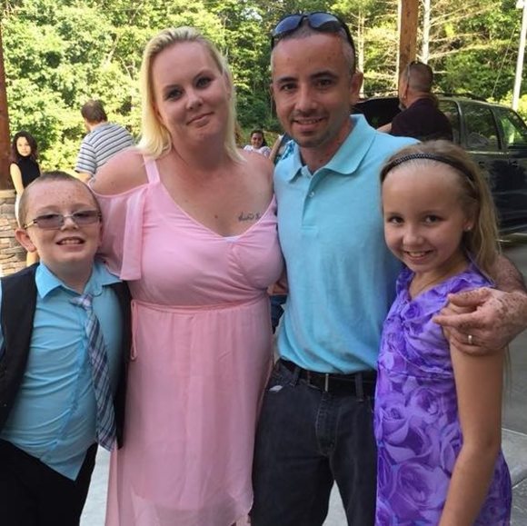 Profile Picture of Travis Hyde (@travishyde7) on Poshmark