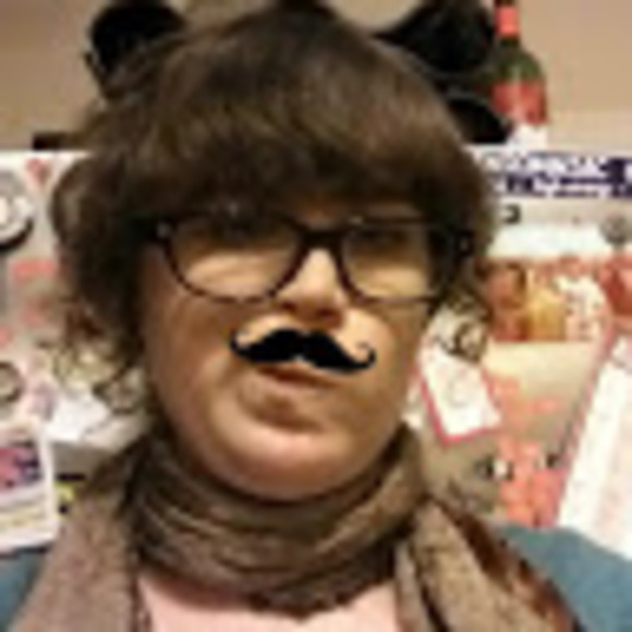 Ali Koestner - Poshmark Profile Picture of Ali Koestner (@akoestner) on Poshmark