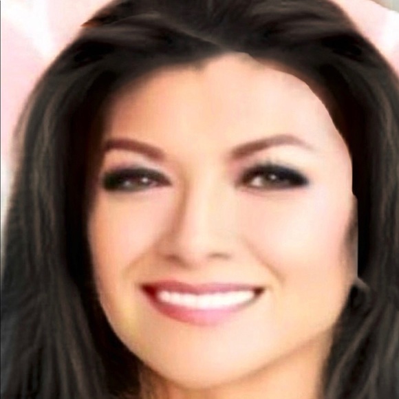 Profile Picture of Alice Juarez (@ajuarez57) on Poshmark