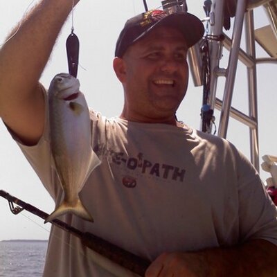 Profile Picture of Stephen Schuyler (@schuyle4) on Twitter