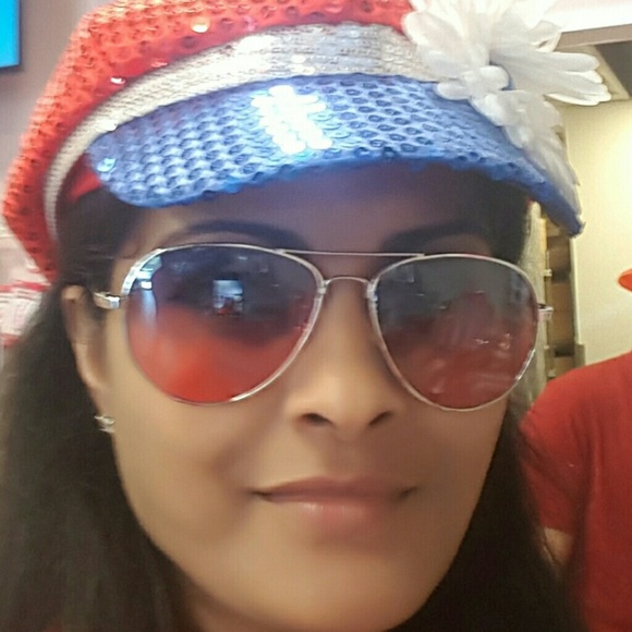 Profile Picture of Kioshi Ferdinando (@cakepro1998) on Poshmark