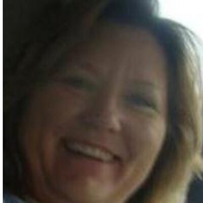 Profile Picture of Lisa Hickerson (@beachbum916) on Twitter