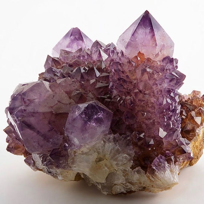 Profile Picture of Crystal shop (@crystalmineralmark) on Tiktok