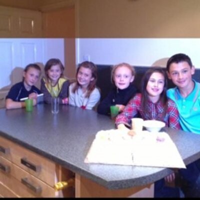 Profile Picture of Miranda Davies (@daviesfamily) on Twitter