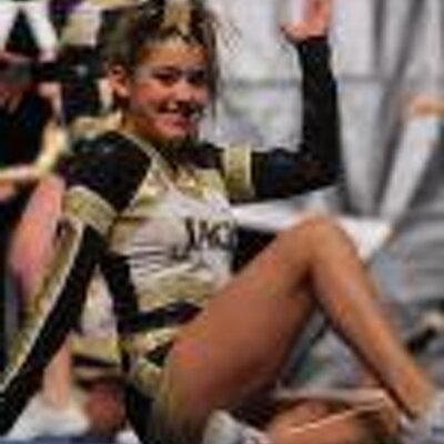 Profile Picture of Taylor Alvarez (@taylor4102) on Twitter