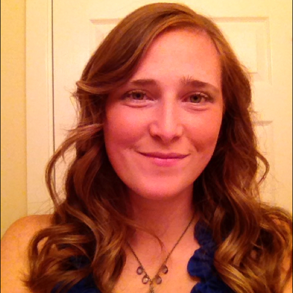 Profile Picture of Nichol Moore (@nichol3706) on Poshmark