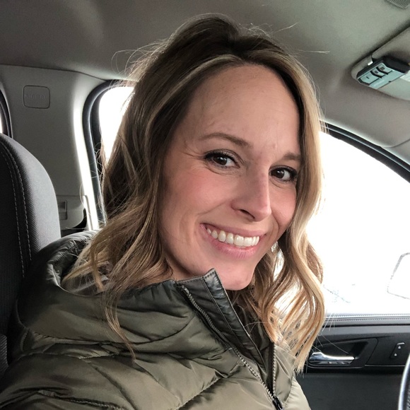 Profile Picture of Kristin Boxwell (@kboxwell5) on Poshmark