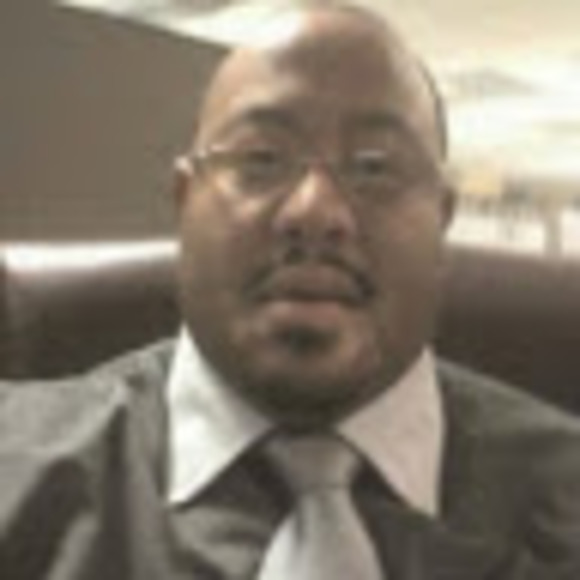 Profile Picture of Carlton Robinson (@robinsonc1971) on Poshmark