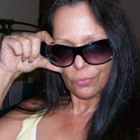 Profile Picture of Diana Uthoff (@dedebaby69) on Poshmark