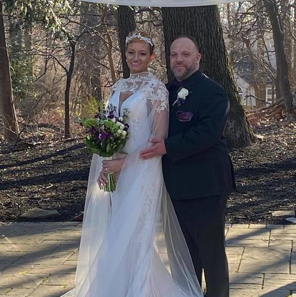 Profile Picture of Carlos Schwab (@sexylos) on Poshmark