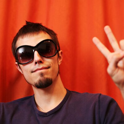 Profile Picture of Trevor Simms (@MrTrevorSimms) on Twitter