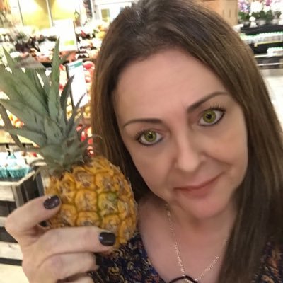 Profile Picture of Eileen DeSimone (@Eileen_DeSimone) on Twitter