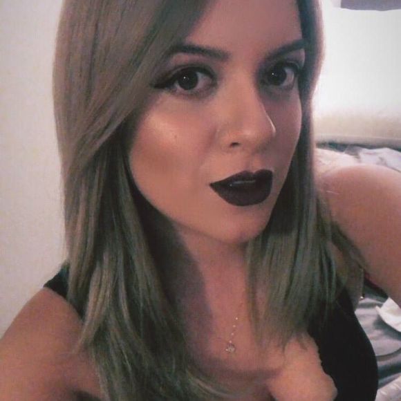 Profile Picture of Kathia Bellido (@kalexa27) on Poshmark