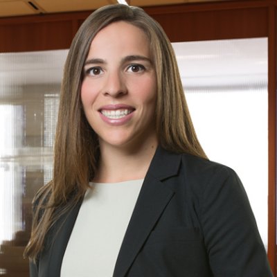 Profile Picture of Lindsay Charles (@LawyerLinds88) on Twitter