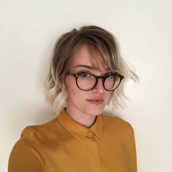 Profile Picture of Megan Kirsch (@mlquiche) on Poshmark