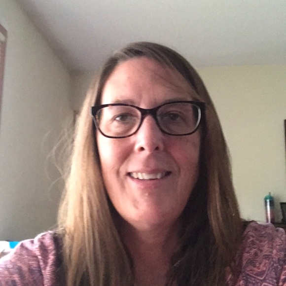 Profile Picture of Cathy Nyseth (@cjnyseth) on Poshmark