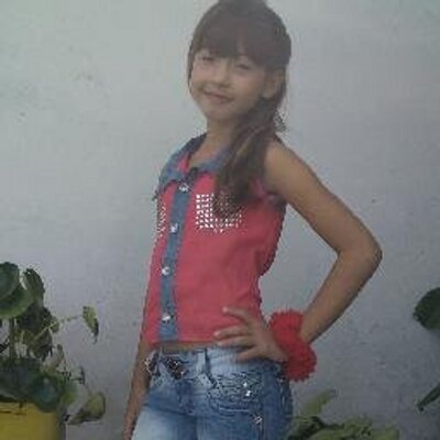 Profile Picture of Jimena Jaramillo (@jimena_jaramilo) on Twitter