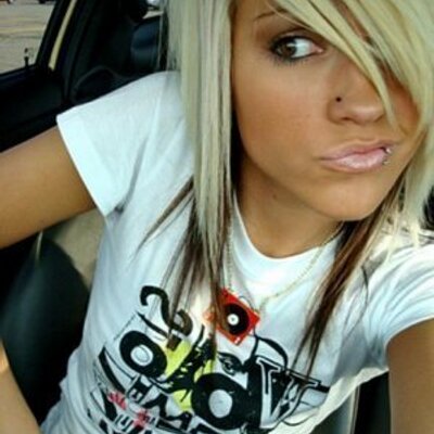 Profile Picture of Alice Bridges (@@alicebridges88) on Twitter