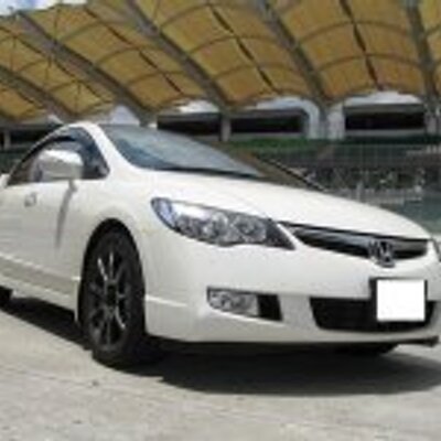 Profile Picture of Dwayne Foo (@GoldenMonk3y) on Twitter