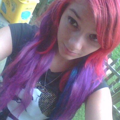 Profile Picture of Alisha Vincent (@SchmidtAlisha) on Twitter