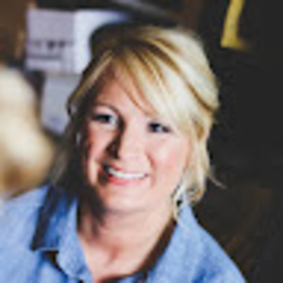 Profile Picture of Jennifer Haberman (@jenny4daz) on Poshmark