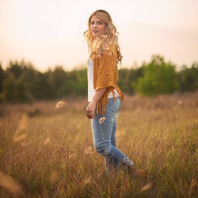 Profile Picture of Haley Hefner (@21hhefner) on Twitter