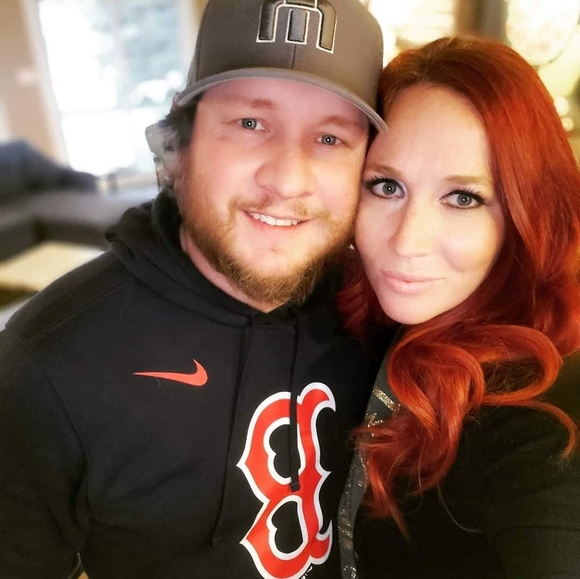 Profile Picture of Christie Krauss (@grly300) on Poshmark