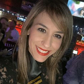 Profile Picture of Elizabeth Durant (@sillybeth84) on Pinterest