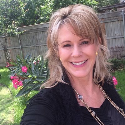 Profile Picture of Mary Forsythe (@MaryForsytheKLM) on Twitter