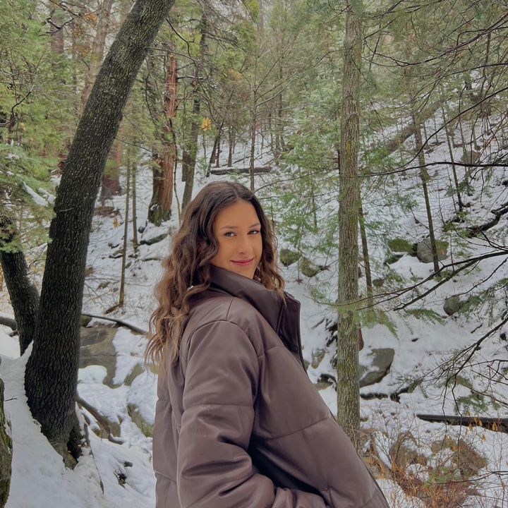 Profile Picture of kate (@katelynsonnier) on Tiktok